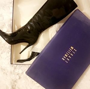 BEAUTIFUL Brand new Stuart Weitzman boots.